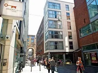 Staycity Millennium Walk Апарт-отель 3*