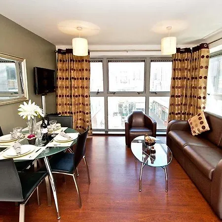 Staycity Millennium Walk 3*