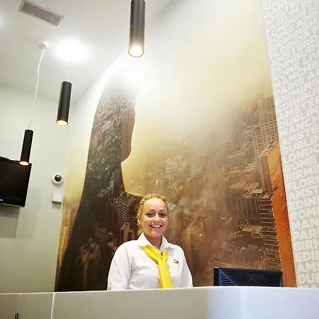 Apartahotel Staycity Millennium Walk