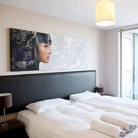 Appart hôtel Staycity Millennium Walk 3*