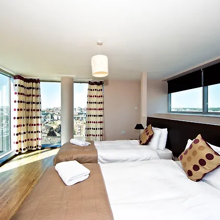 Appart hôtel Staycity Millennium Walk