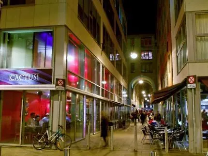 Appart hôtel Staycity Millennium Walk