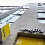 Appart hôtel Staycity Millennium Walk 3*