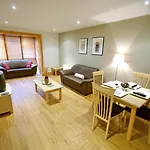 Staycity Millennium Walk 아파트호텔 3*