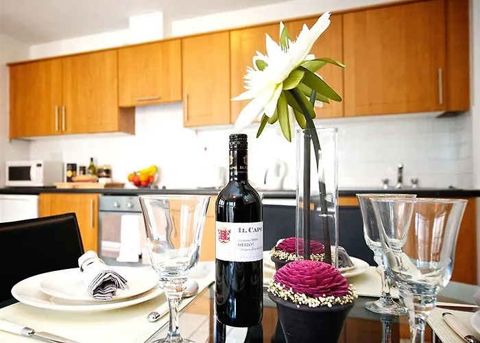 Staycity Millennium Walk 아파트호텔